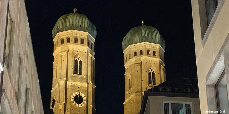 Torens van de Frauenkirche, de kathedraal van München